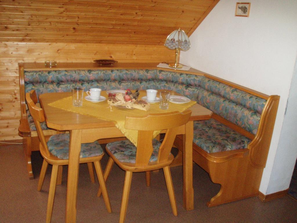 Appartement Pension Grasser Бад Клайнкирххайм Стая снимка