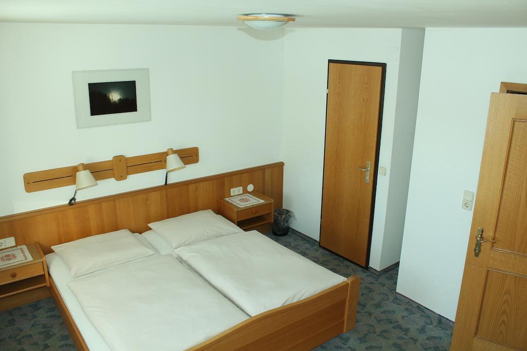 Appartement Pension Grasser Бад Клайнкирххайм Екстериор снимка