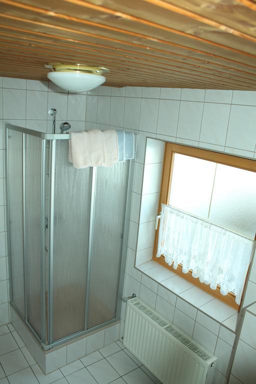 Appartement Pension Grasser Бад Клайнкирххайм Стая снимка